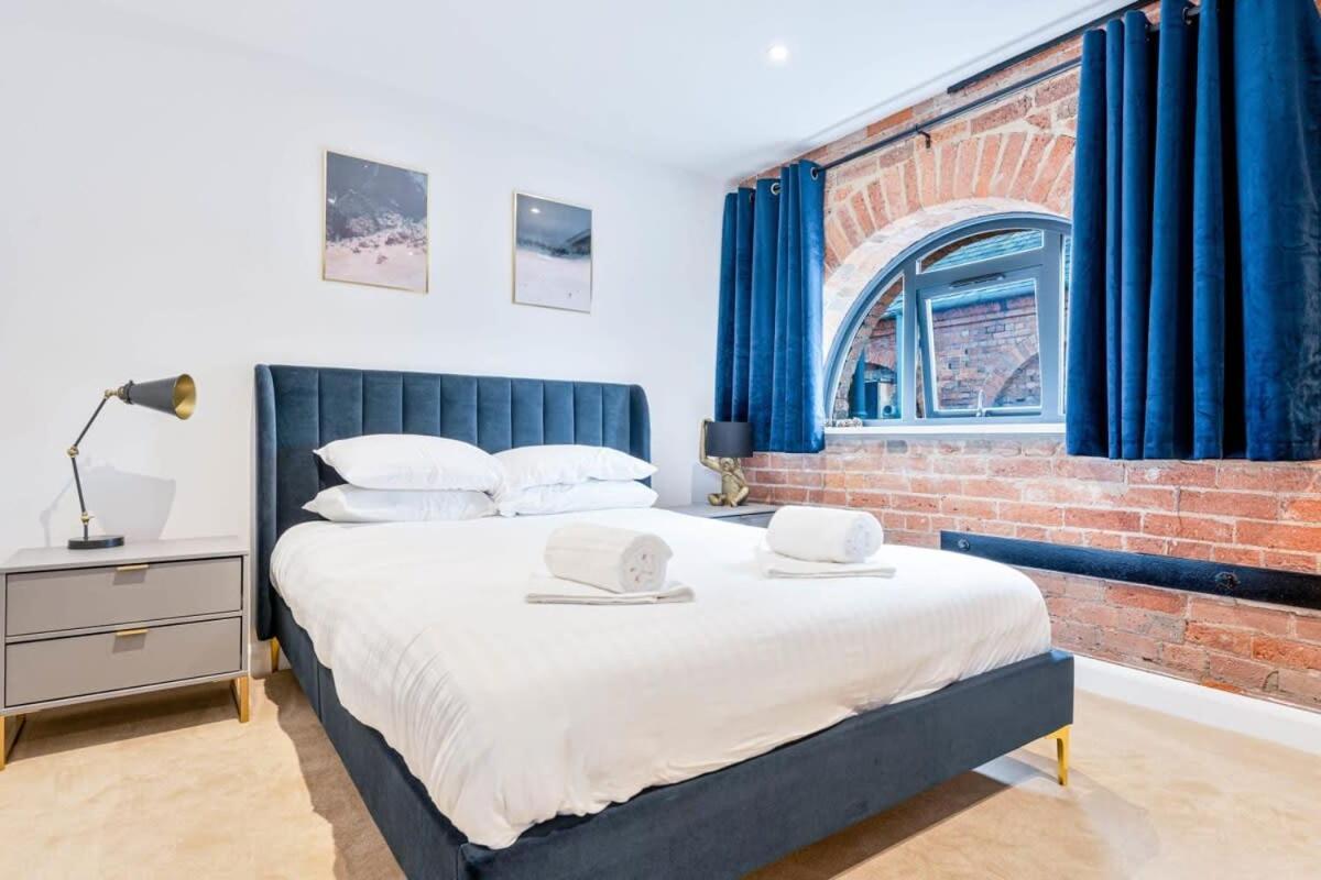 Stunning 1 Bed Apartment In Burton-On-Trent Exterior photo